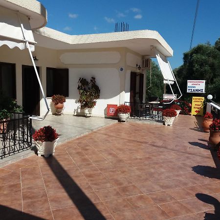 Ferienwohnung Tsanis Parga Exterior foto