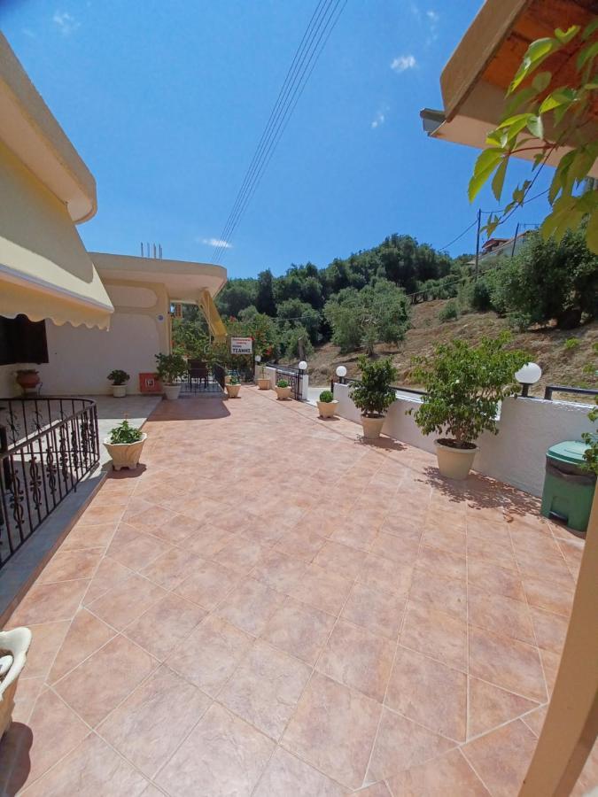 Ferienwohnung Tsanis Parga Exterior foto