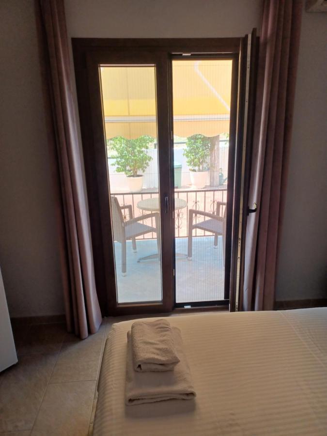 Ferienwohnung Tsanis Parga Exterior foto