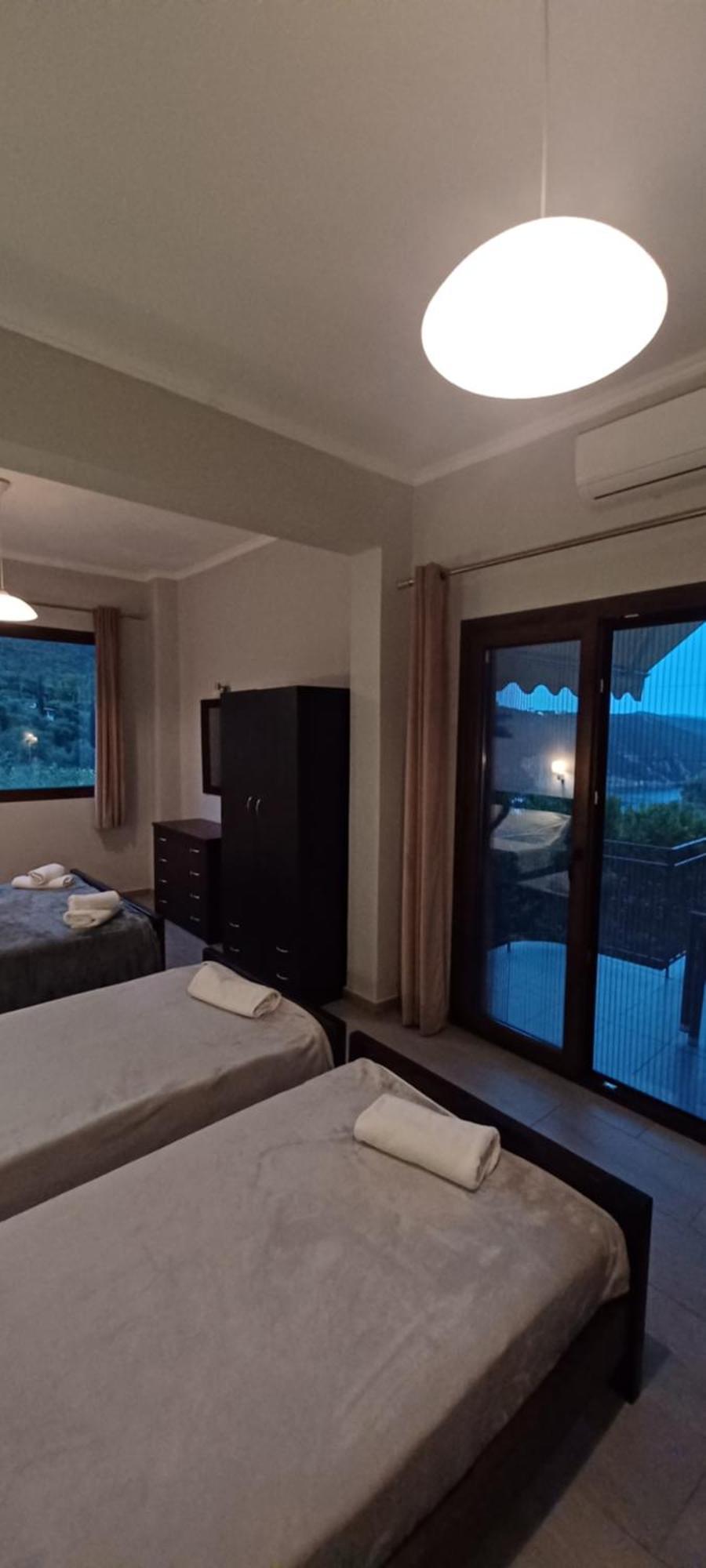 Ferienwohnung Tsanis Parga Zimmer foto