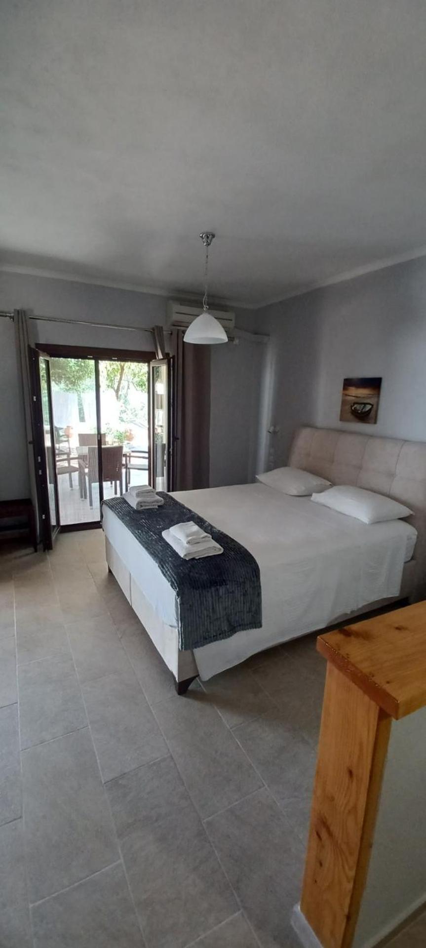 Ferienwohnung Tsanis Parga Exterior foto
