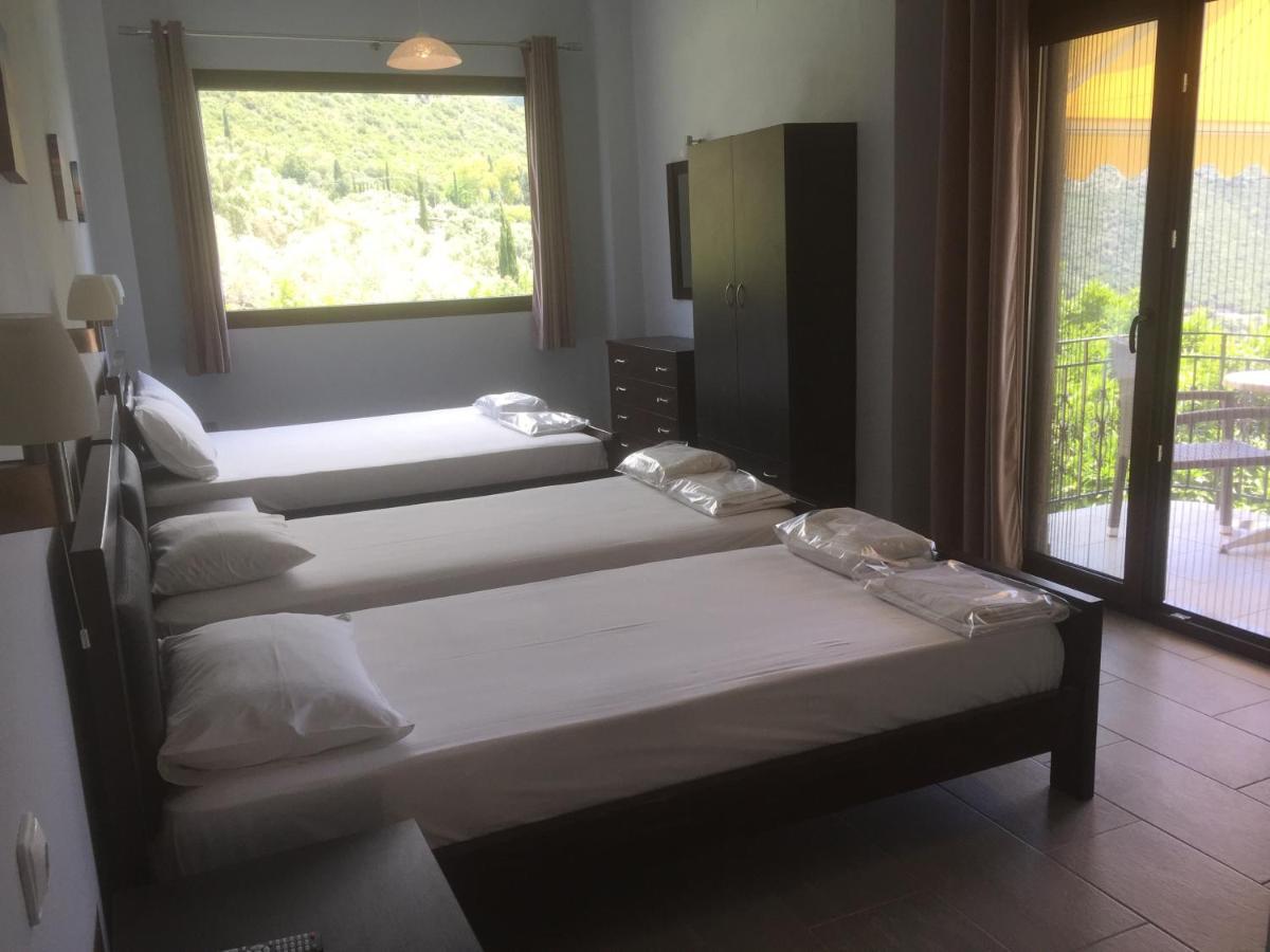 Ferienwohnung Tsanis Parga Exterior foto